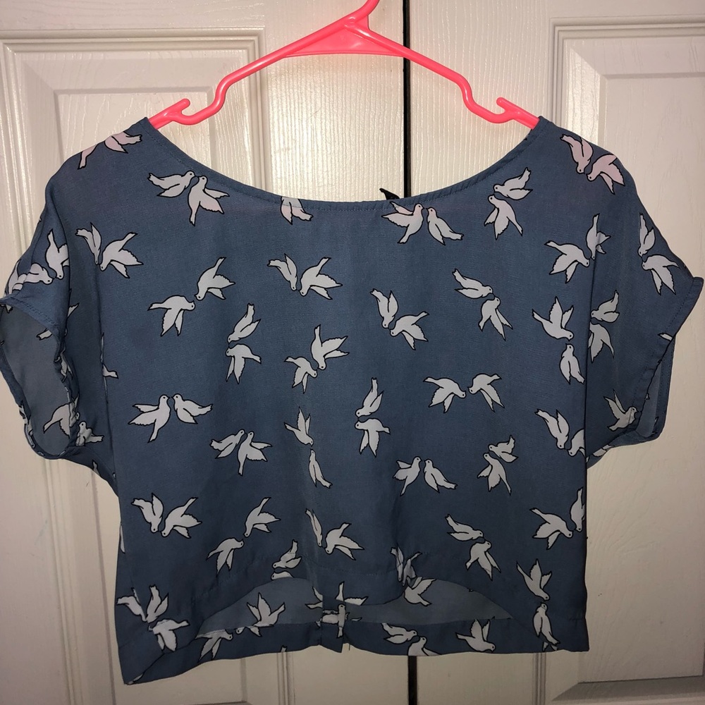 Blue crop top with birds🕊